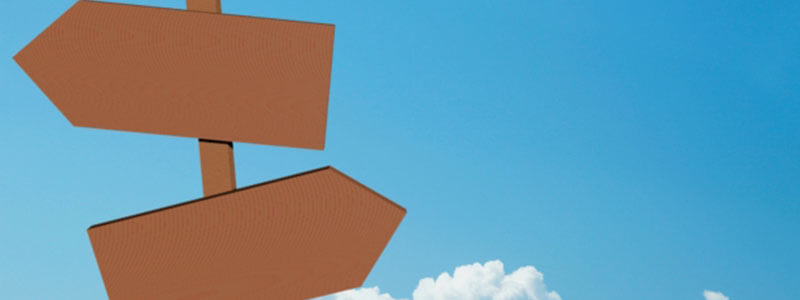 分かれ道を表す札