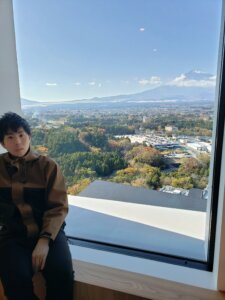 案件獲得の経緯について話す石田さん