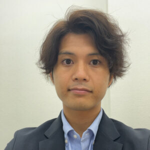 自己紹介をする松本さん